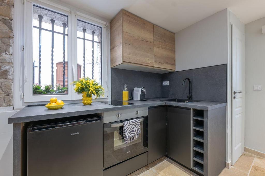 Apartmán La Pablita, Vieil Antibes, Remparts Pokoj fotografie
